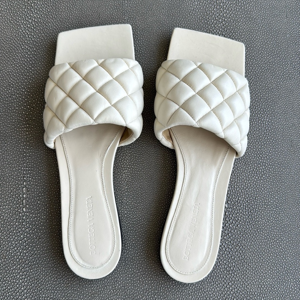 Bottega Veneta slides
